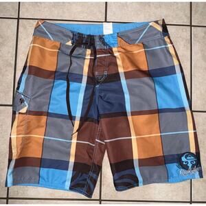 Vintage y2K Quiksilver board shorts men’s size 34 blue plaid